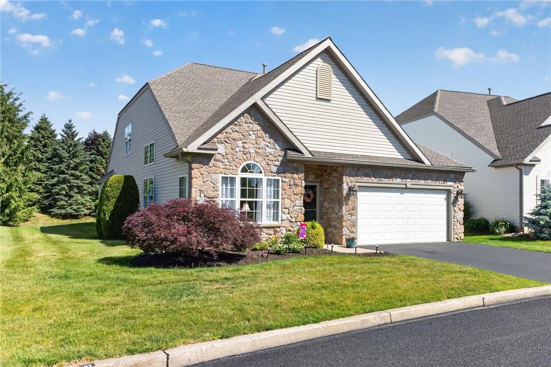 Property Photo:  6616 Blue Heather Court  PA 18062 