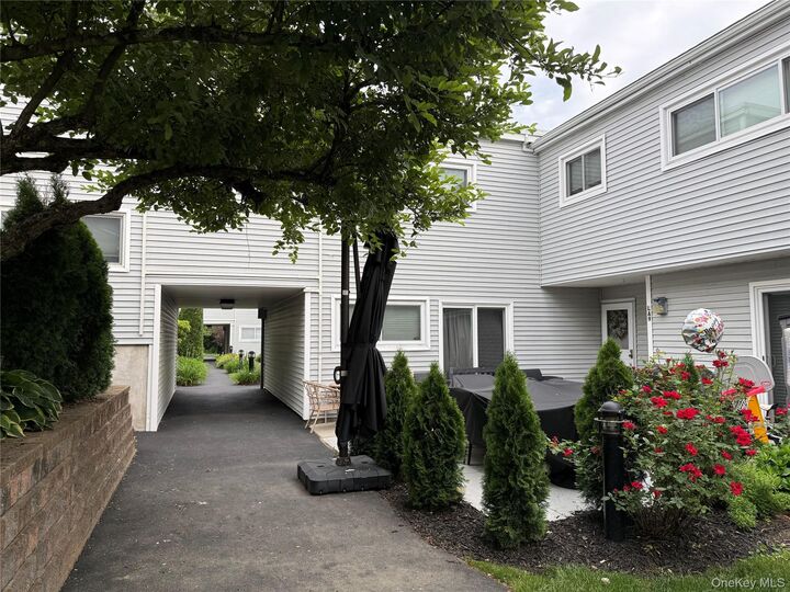 Property Photo: 268 Babbitt Road L9a NY 10507