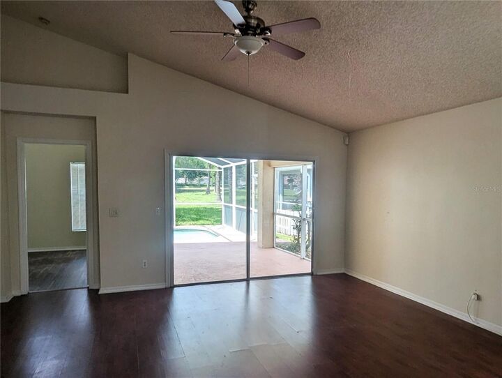 Property Photo:  13712 Devlin Court  FL 32837 