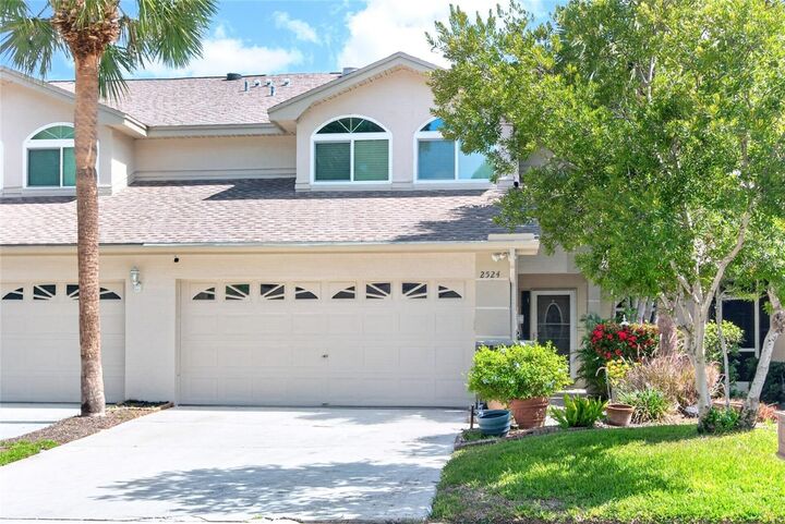 Property Photo: 2524 W Brook Lane FL 33761