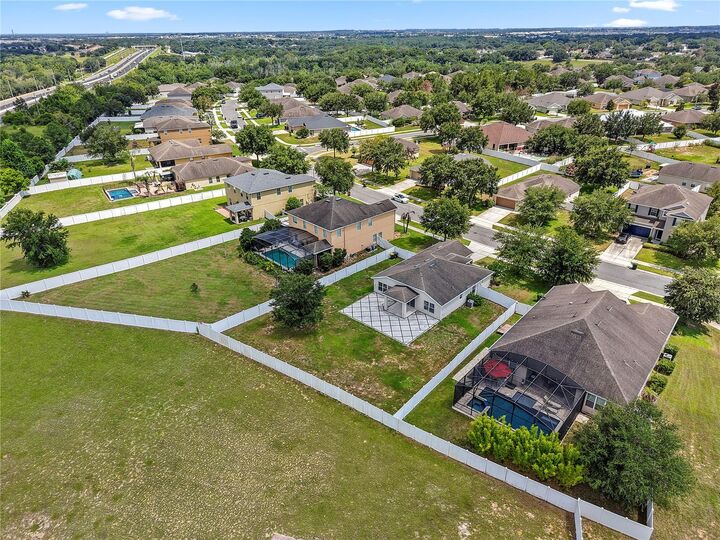 Property Photo: 337 Giovani Boulevard FL 34715