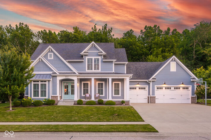 Property Photo: 2013 Deer Creek Circle IN 47201