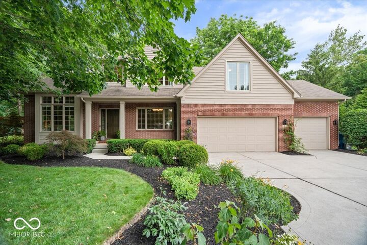 Property Photo:  811 Pebble Brook Place  IN 46062 
