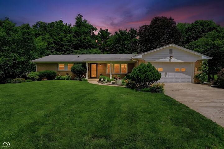 Property Photo:  3846 Wyandotte Trail  IN 46240 