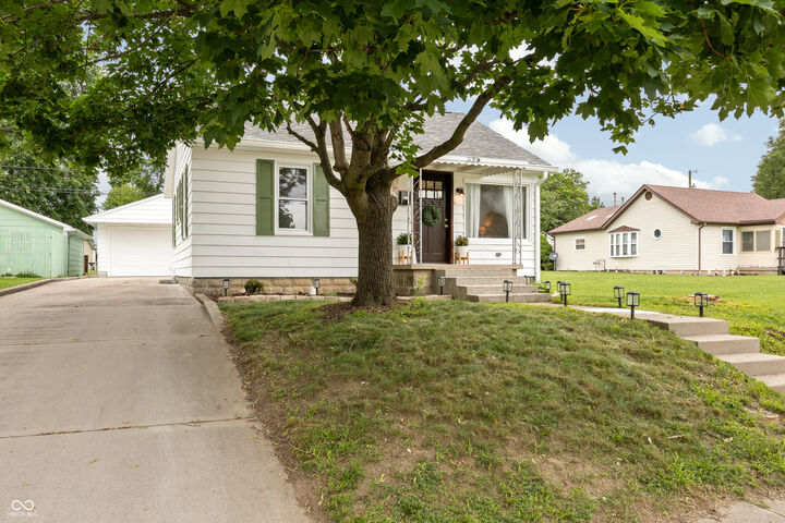 Property Photo:  325 E Michigan Street  IN 46040 