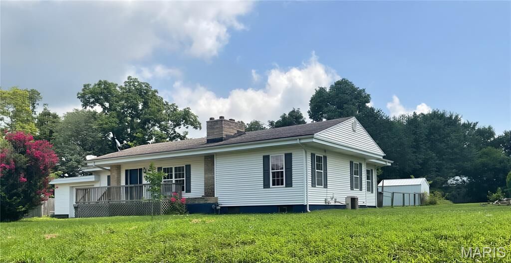 Property Photo: 607 S Wood Avenue MO 63645