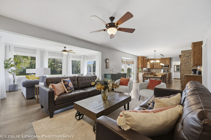 Property Photo:  386 Hoyer Court  IL 60565 