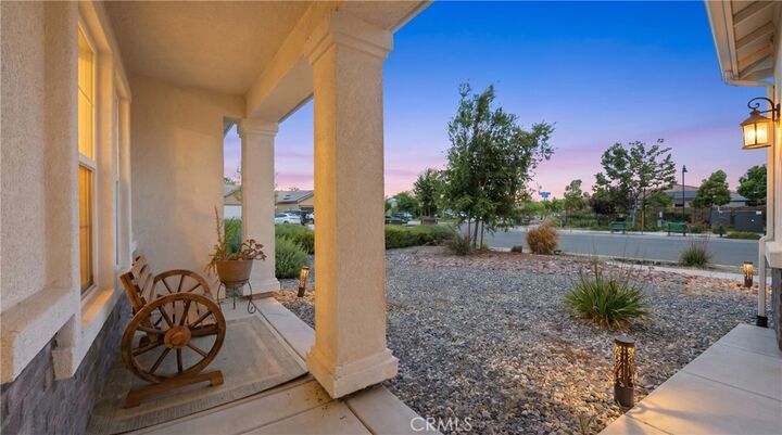 Property Photo:  537 Hedgewood  CA 92543 