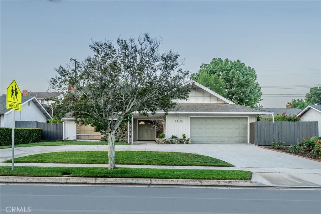 Property Photo:  1426 5th  CA 92374 