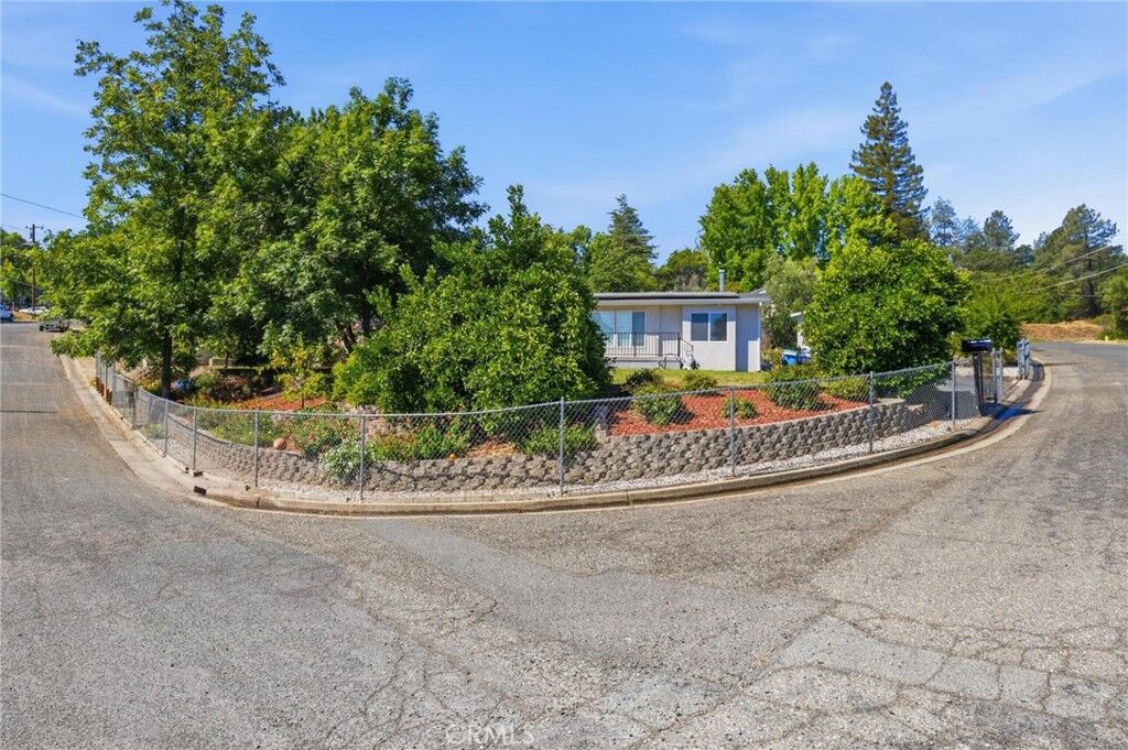 Property Photo:  17 Southview Drive  CA 95966 