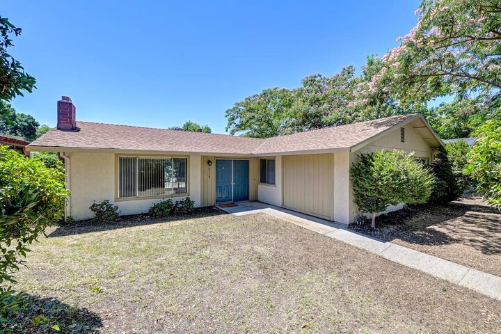 Property Photo: 6530 Steffano Court CA 95621