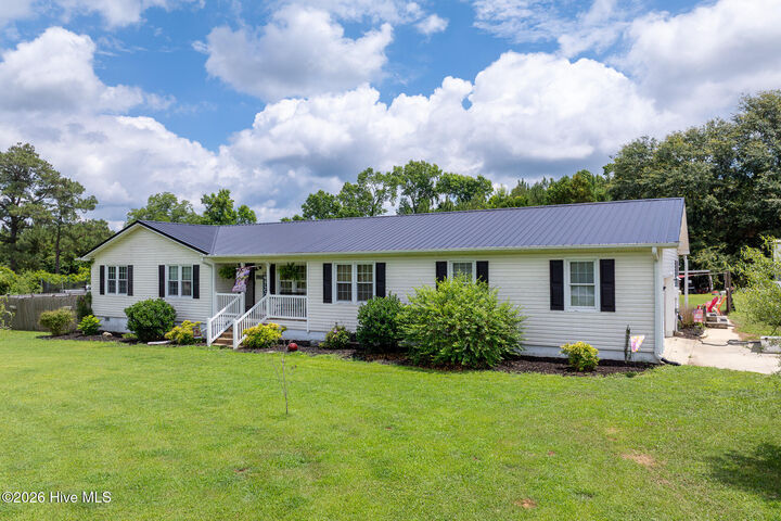 Property Photo: 388 Comfort Road NC 28574
