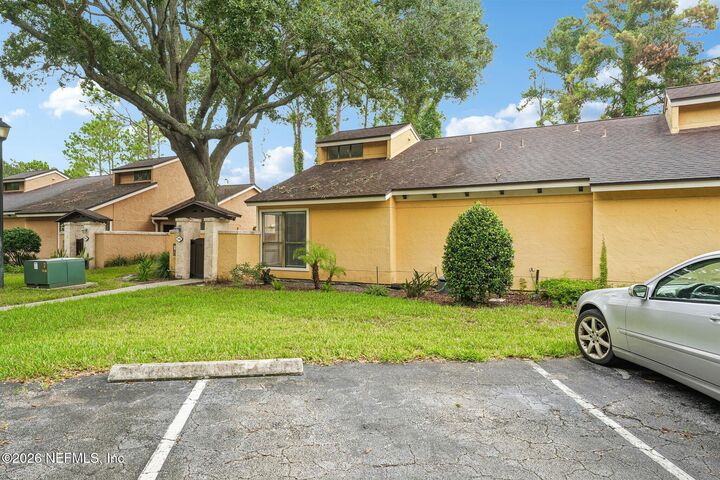 Property Photo: 799 Sandpiper Lane FL 32082