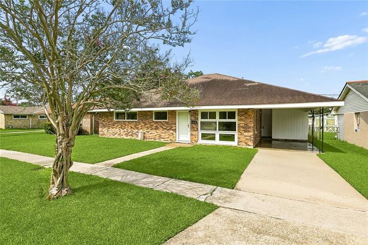 Property Photo:  608 Airline Park Boulevard  LA 70003 