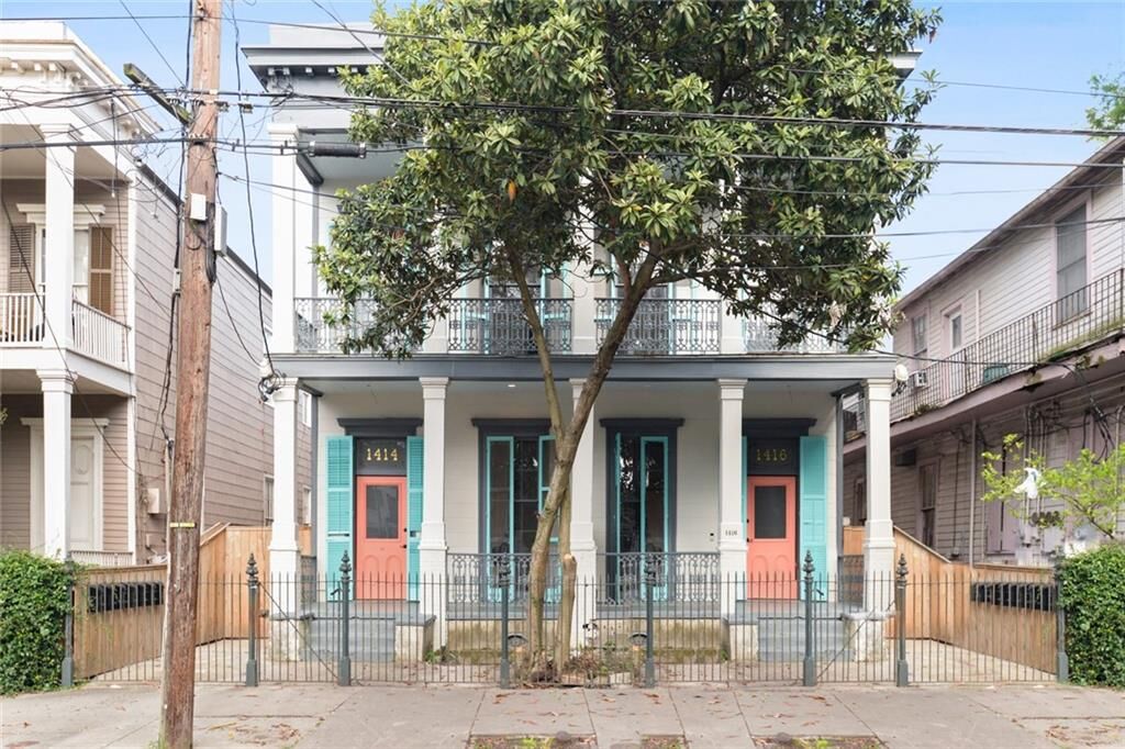 Property Photo:  1416 Magazine Street 3  LA 70130 
