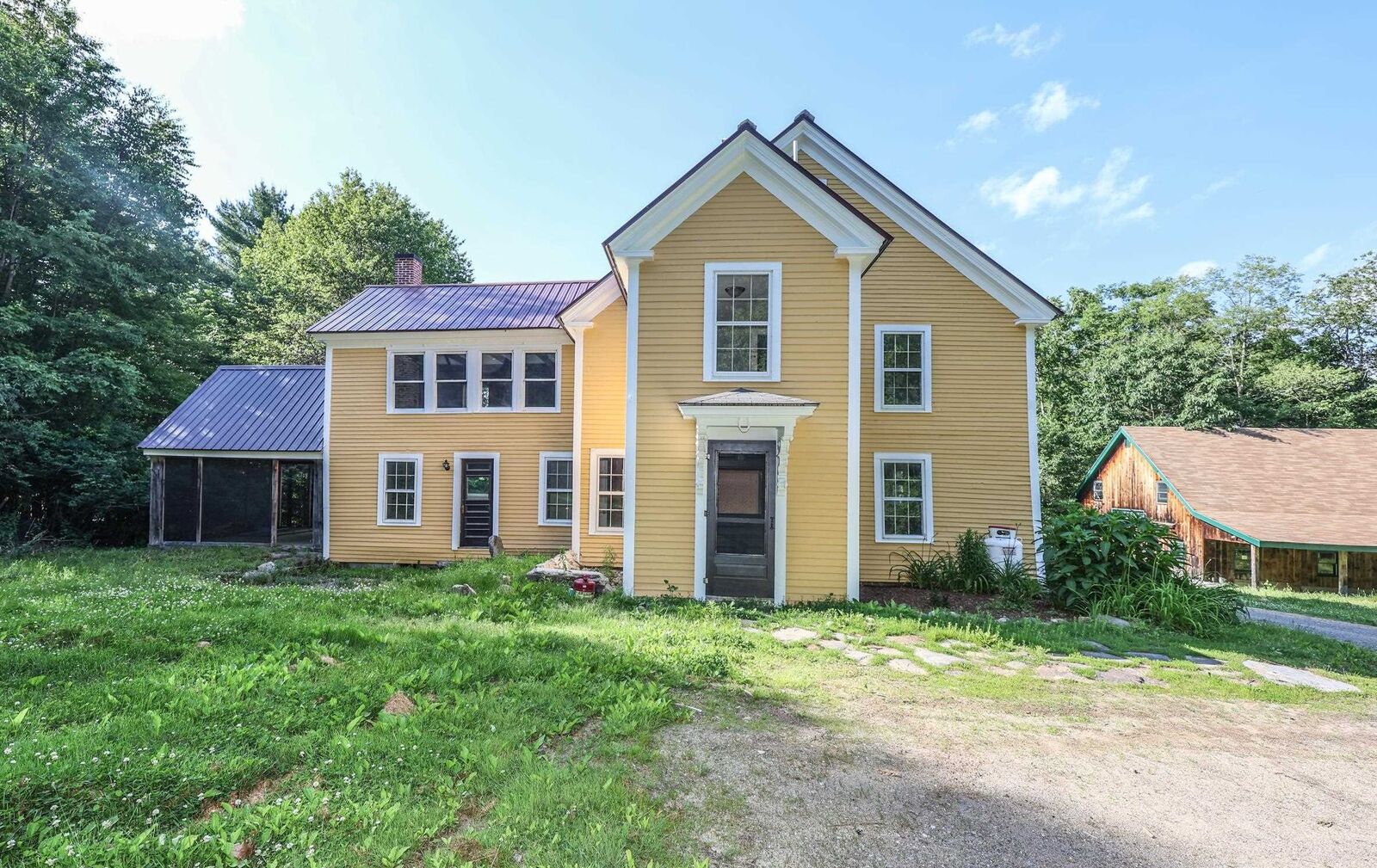 Property Photo: 107 Greenfield Road NH 03070
