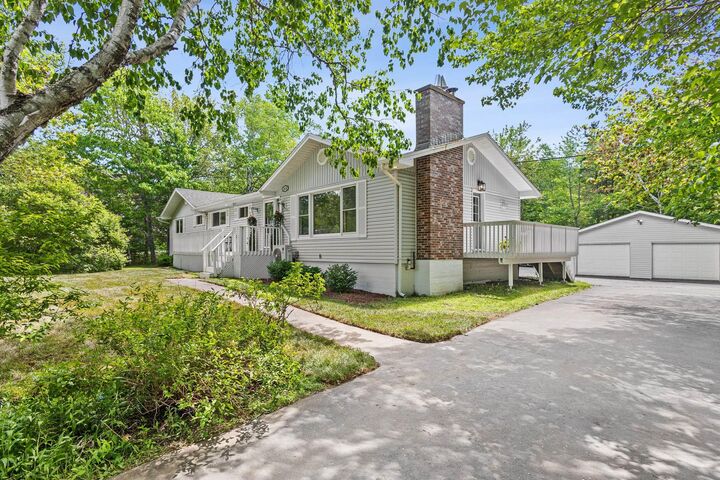 4830 St Margarets Bay Road — photo 1