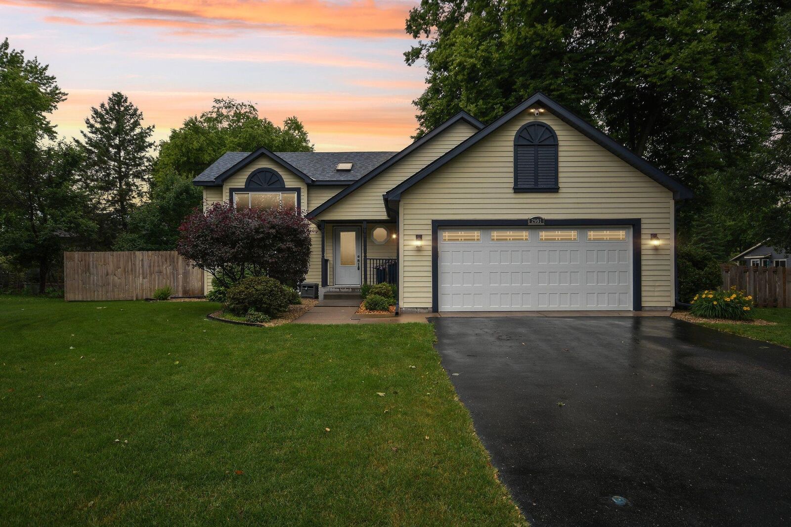 Property Photo:  2991 Ontario Road  MN 55117 