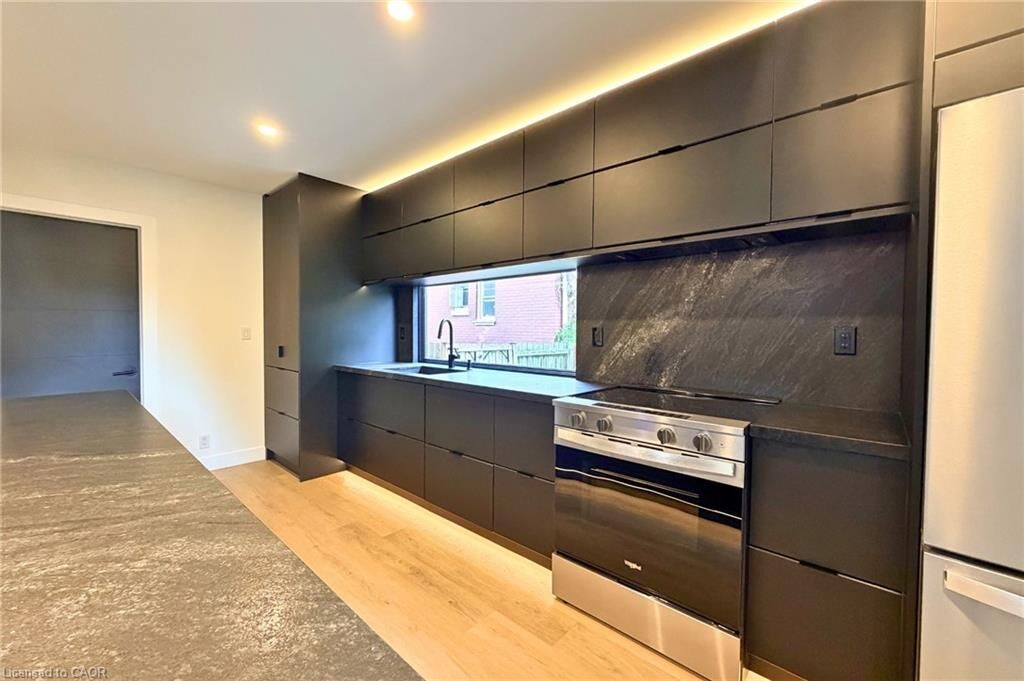 Property Photo:  42 1/2 Strathcona Avenue  ON N3S 1T5 