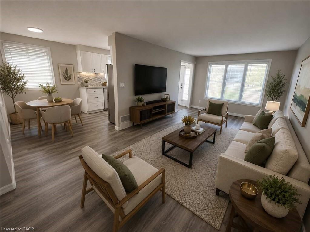 Property Photo:  42 Terrace Avenue  ON L3C 2C4 