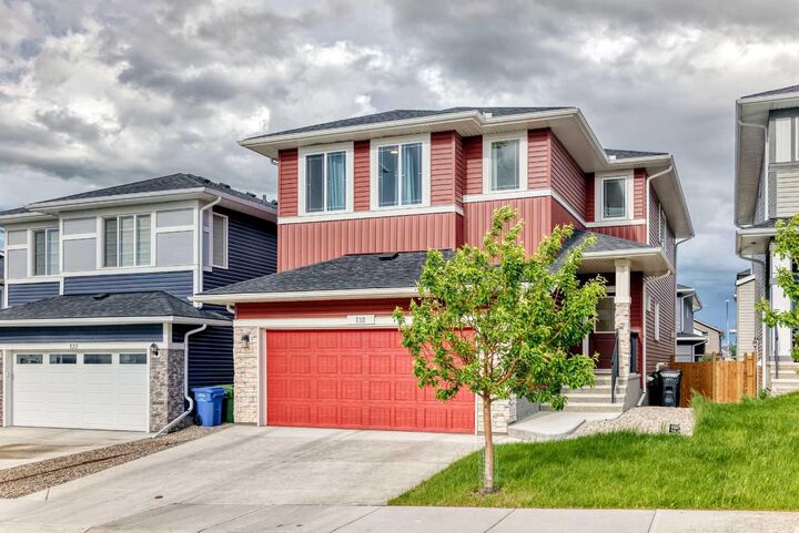 Property Photo: 118 Ambleside Heath NW AB T3P 1S4