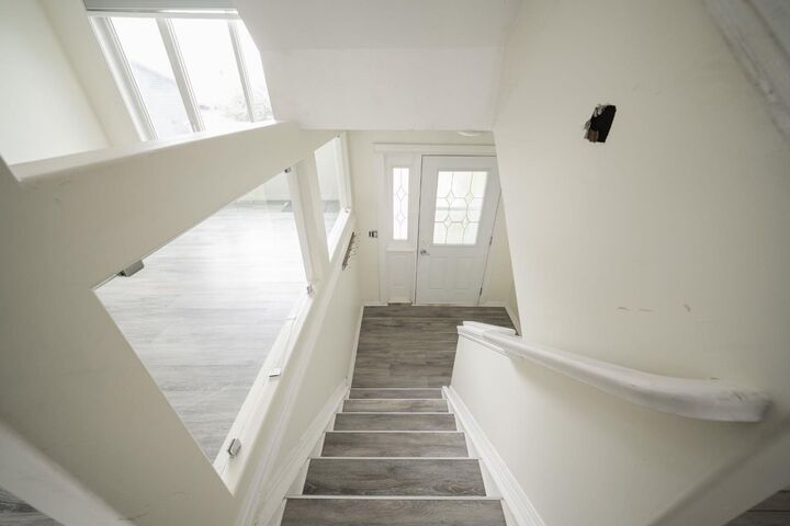 Property Photo: 100 Albion Drive 30 AB T9K 2X6