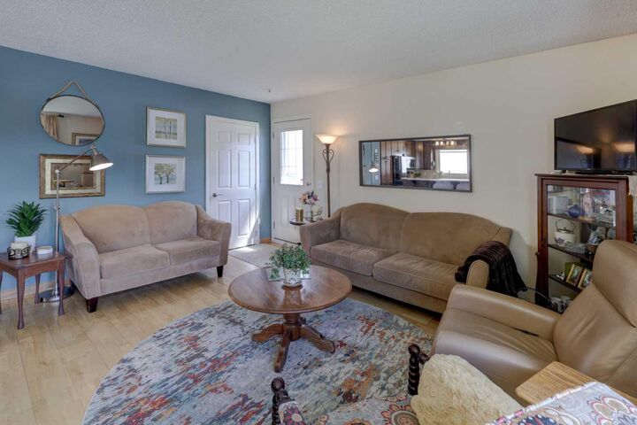 Property Photo: 148 Rundlecairn Rise NE AB T1Y 2Y3