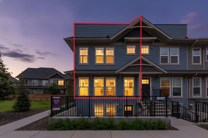 Property Photo: 237 Cranbrook Square SE AB T3M 3K8