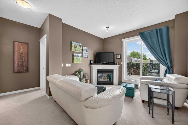 Property Photo:  1507 Centre A Street NE 205  AB T2E 2Z8 