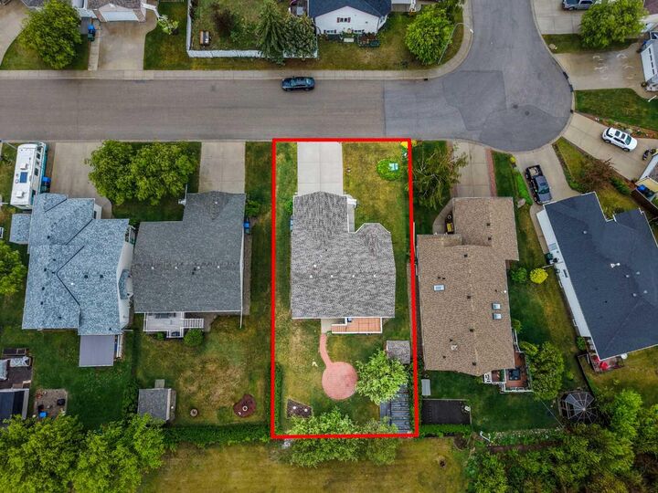 Property Photo: 20 Westpoint Drive AB T0M 0W0