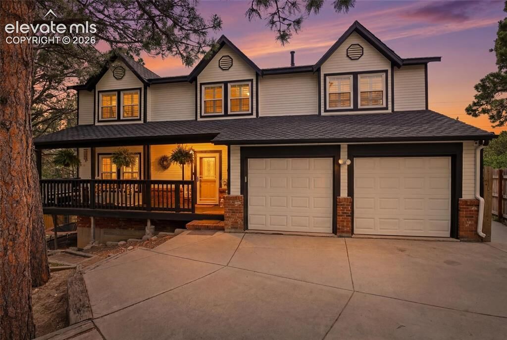 Property Photo: 1802 Forest Ridge Drive CO 80918