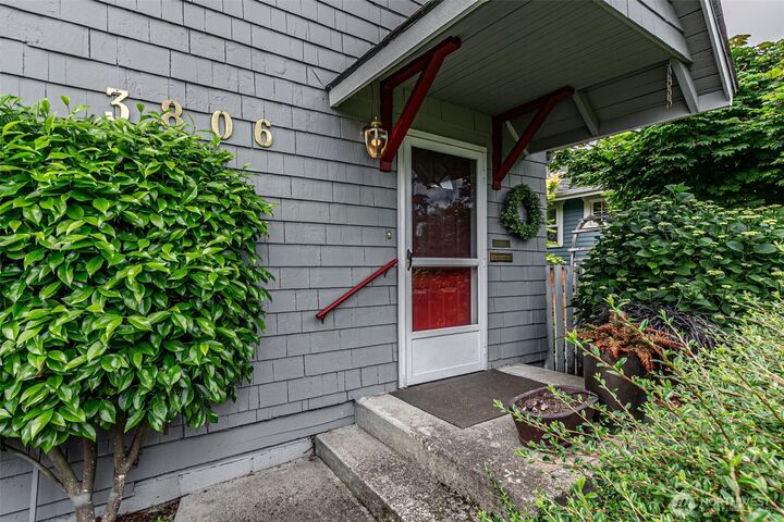 Property Photo: 3806 S 9th Street WA 98405