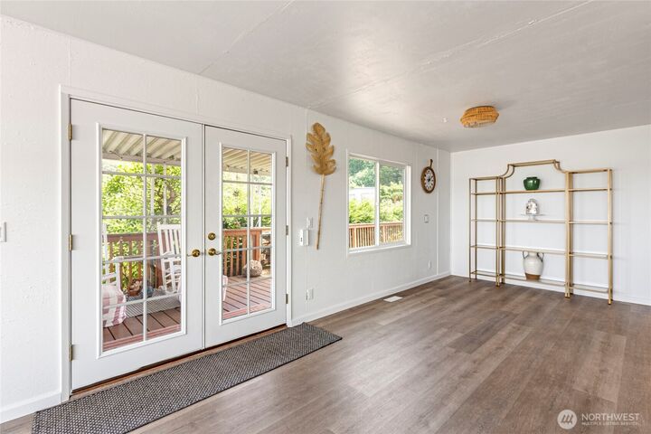 Property Photo:  29020  1st Avenue S 37  WA 98198 