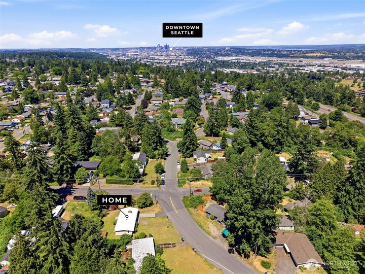 Property Photo:  11205  4th Place S  WA 98168 