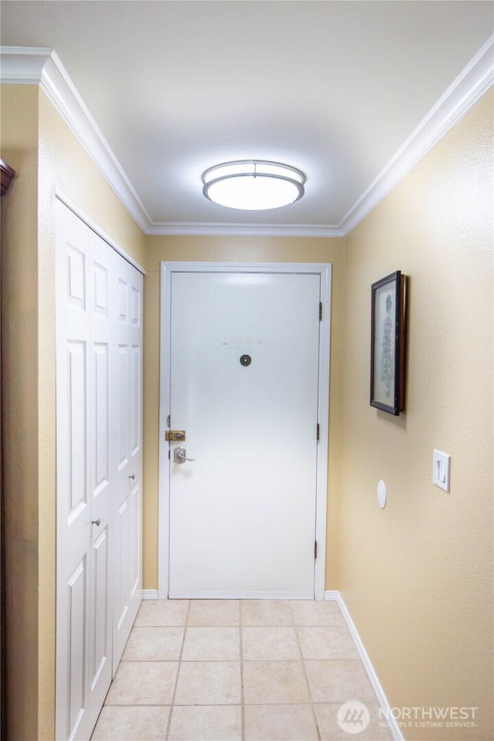 Property Photo: 1539 22nd Street NE 1539 WA 98002