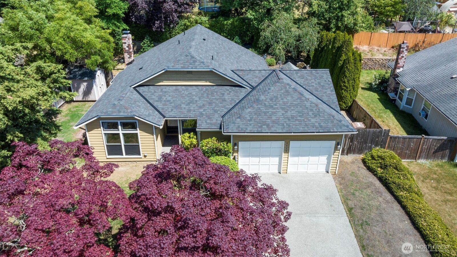 Property Photo:  4929  Enetai Avenue NE  WA 98422 