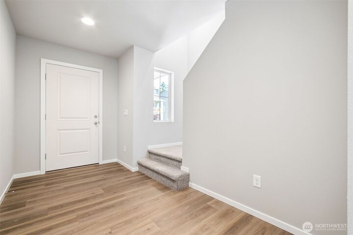 Property Photo:  18518 SE 271st Place Place  WA 98042 
