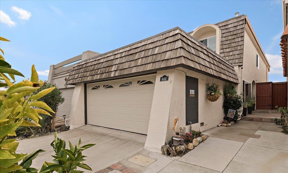 Property Photo:  444 Fathom Drive  CA 94404 