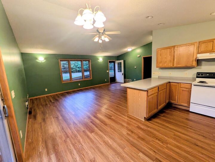 Property Photo: 975 County Road Z WI 54613