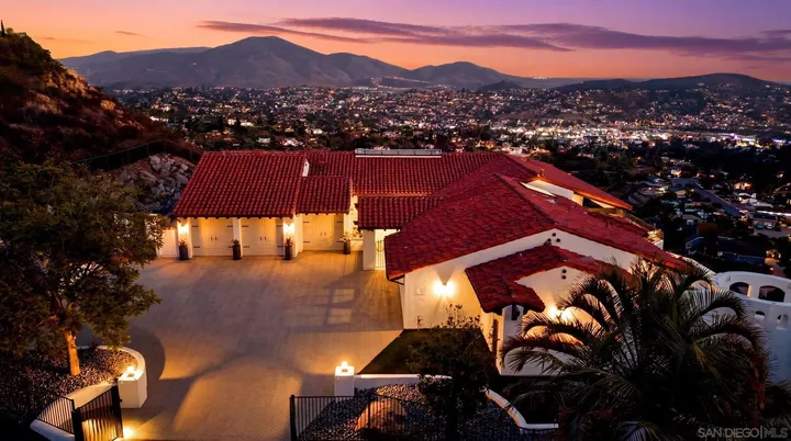 Property Photo: 9775 Alto Dr CA 91941