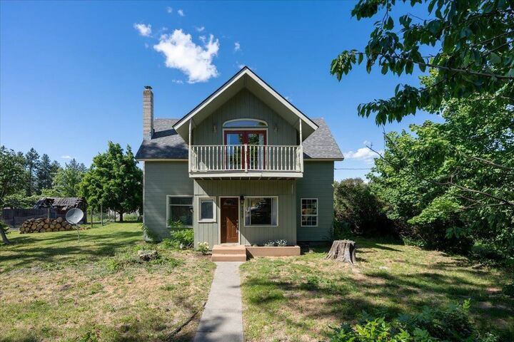 Property Photo: 7009 N Orchard Prairie Rd WA 99217