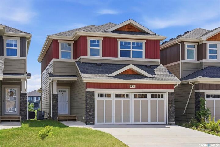 Property Photo:  830 Kensington Boulevard  SK S7L 6H1 
