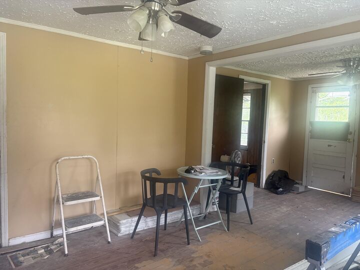 Property Photo:  1036 Collins Street  SC 29150 