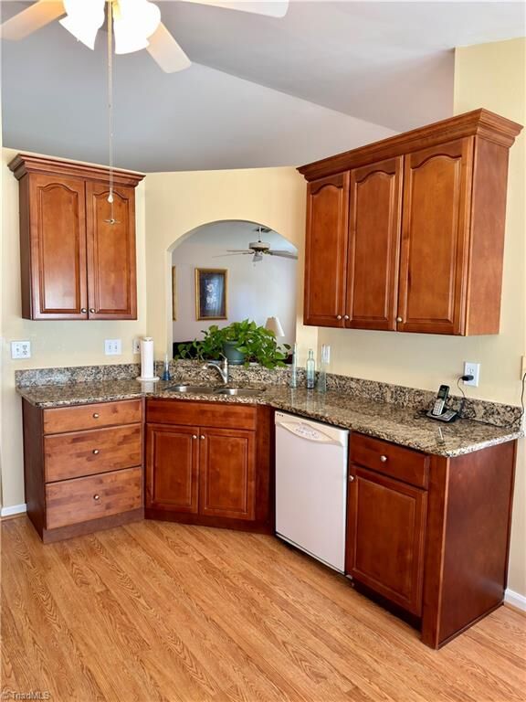 Property Photo: 3706 Queenswood Lane NC 27282
