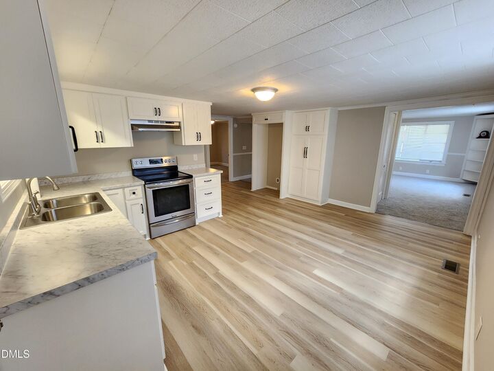 Property Photo:  1622 S Brightleaf Boulevard  NC 27577 