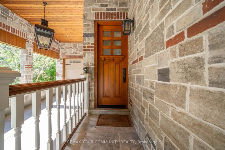Property Photo: 124 Elmpine Trail ON L7B 1K4