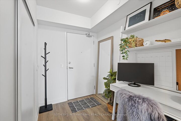 Property Photo: 195 Redpath Avenue 2307 ON M4P 0E4