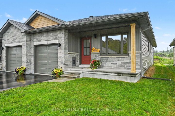 Property Photo:  186 Seabert Drive  ON K7S 0H9 
