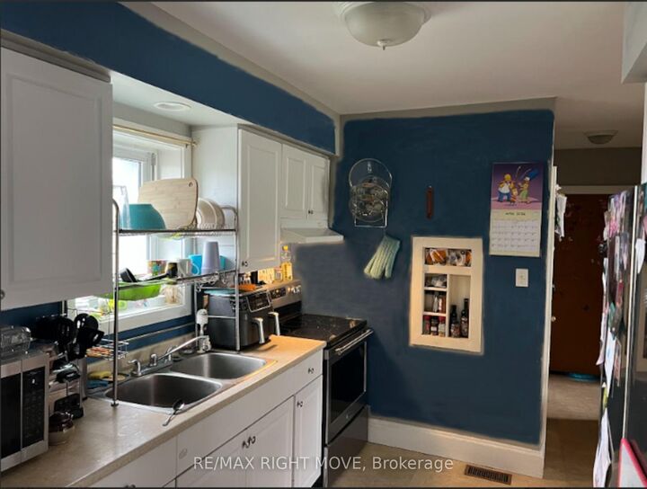 Property Photo: 243 McKinnell Street ON L3V 2W5