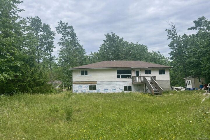 Property Photo: 7390 Cougar Smith Rd BC V0R 1W0